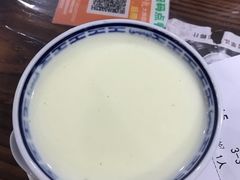 香滑凤凰奶-周大娘牛乳(旧寨古村总店)