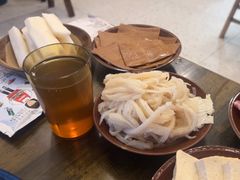 -黄潇洒老火锅(九眼桥宏济巷店)