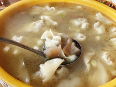 酸萝卜鸭汤抄手-三毛鱼庄(威连路店)