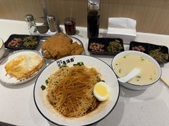 -阿达师傅鱼汤面