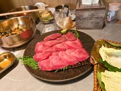 -草家酱蟹炭火烤肉店(珲春南路一店)