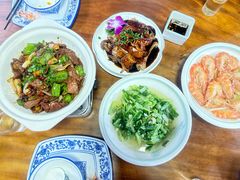 -小小饭店·休闲农庄·安吉松树林里的农家菜