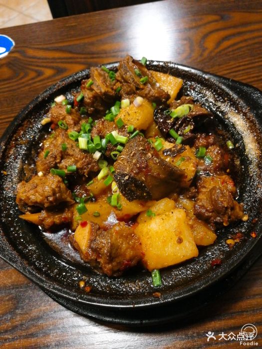 廖记老砂锅麻辣排骨图片 - 第1张