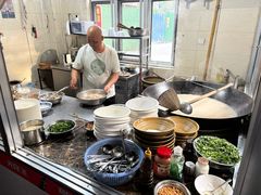 -茅屋大酒店