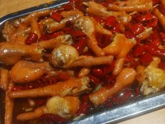 有故事的鸡手-喝丢一只鞋海鲜烧烤·海肠捞饭(东关街店)