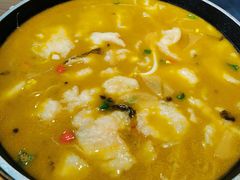 -有红鸡毛店·川菜(建设路店)