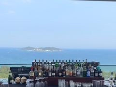 -瑰丽酒店·海吧·天际下午茶·现场DJ·天台酒吧