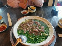 混烫汤锅-乐山食古香跷脚牛肉