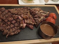 -东西风牛排馆周末烧烤自助(首都机场希尔顿店)