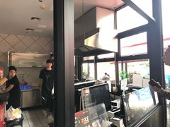 -龙治汉堡(中华城店)