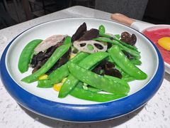 -三人行骨头王火锅(长寿店)