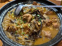 小鸡炖蘑菇-李老哈·东北菜(宋园路店)