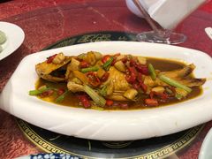 婺源荷包红鲤鱼-茶博府公馆餐厅