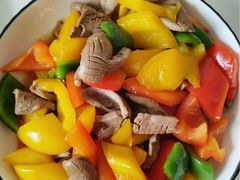 -乐禧母婴全自营月嫂(宝山店)