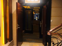 -碧中海汤泉汗蒸酒店