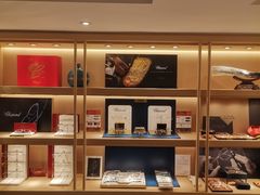 -茂昌眼镜(南京东路店)