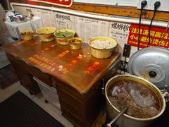 -柳州肥姨妈大骨螺蛳粉(双阳路店)