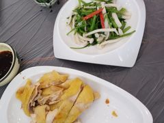 -侬佳蒸菜馆(听潮店)