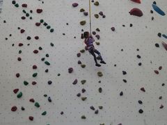 -问山MountQuest攀岩馆