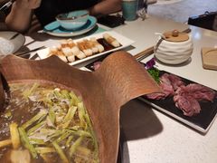 -墨居上隐·院子里火锅(峨眉店)