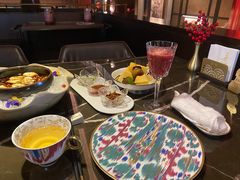 -海派悦庭·海胆烧麦·新融合菜(凯德广场店)