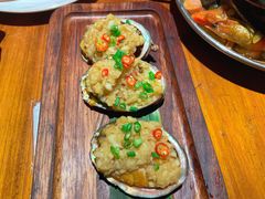 蒜蓉烤鲍鱼-仓库南洋海鲜小排档(柳河路店)