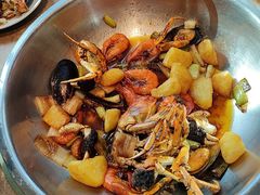 -七欣天香辣蟹火锅(上海银亿滨江店)