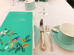 -The Diamond Jubilee Tea Salon at Fortnum & Mason