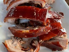 -黄记四更烤乳猪店