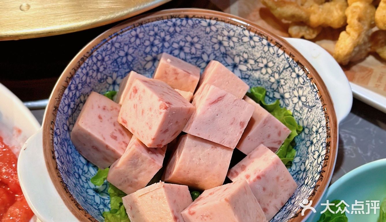藏在居民区里的重庆火锅店，蒜里甜牛肉串爱了‼️