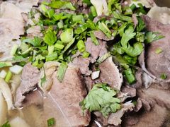 -大众跷脚牛肉馆·非遗传承单位(峨眉山店)