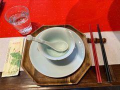 -荷风细雨·中国茶宴(世纪大道店)