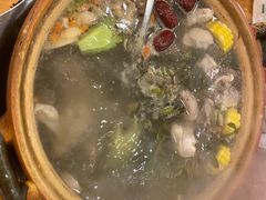 石橄榄炖鸡-洪大厨鸡煲(福田店)