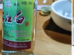 -果松木炭酸菜铜火锅·外婆参鸡汤