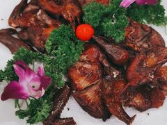 烤乳鸽-小贝壳酒楼(经九路店)