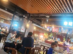 -遇上西雅图多融合海鲜自助餐厅(中房金谊广场店)