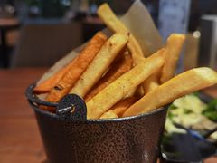 双色薯条-West10 西拾·西餐厅·创意菜(未来科技城店)