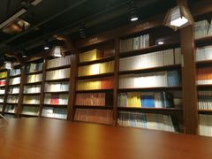 -新华书店(印象城店)