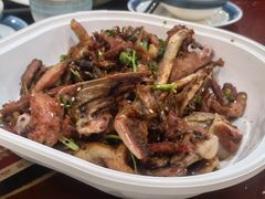 -老来福·非遗酸汤兔(凯旋路店)