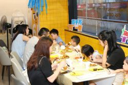 -BabyMonster小怪兽亲子派对·餐厅乐园(金月湾店)