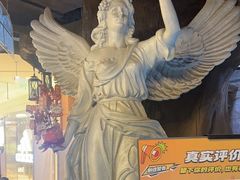-暴风岛沉浸式体验馆(百联世纪店)