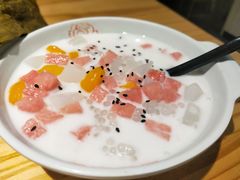 水果牛奶西米露-恋萍小吃(时代店)