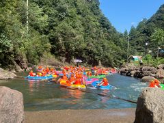 -安吉龙王山峡谷漂流