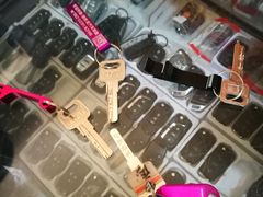 -平安开锁换锁配汽车钥匙