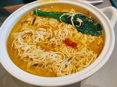 扬州大煮干丝-桂满陇·蟹黄小笼汤包(巴黎春天浦建店)