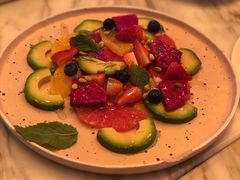 仲夏葡萄柚牛油果水果沙拉-the rug 飞毯 (朝阳公园店)