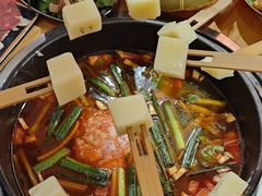 -黔三一夺夺粉酸汤火锅(百信店)