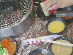 -啊美丽炭火烤肉(滑翔一店)