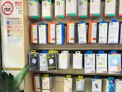 -修卜凡二手严选店·手机维修·回收租赁(川沙地铁站店)