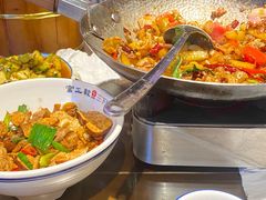 -富正毅三下锅·湘西韵味(天门山索道店)